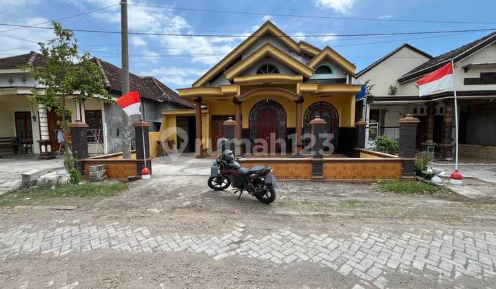 1006.61 Gresik Asset Auction in Balongpanggang on Raya Gadel Rejo 1