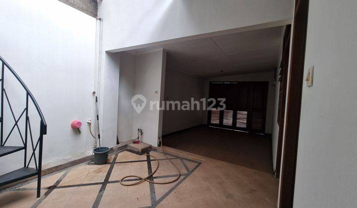 Rumah Di H.samali Ujung, Pejaten, Shm Hadap Timur Jakarta Selazan 2