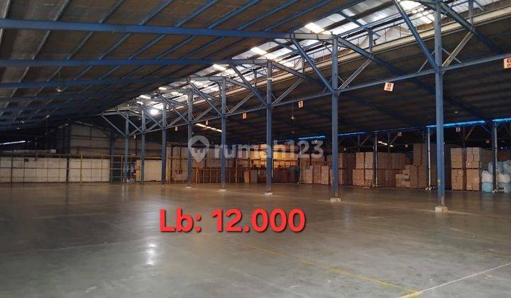 Warehouse For Rent In The West Karawang Industrial Area, West Java 
- Disewakan Gudang Dalam Kawasan Industri Karawang Barat 1