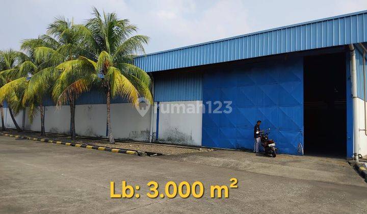 Disewakan Gudang Dalam Kawasan Industri Karawang Barat - Warehouse and Office for Rent in the West Karawang Industrial Area, West Java  2