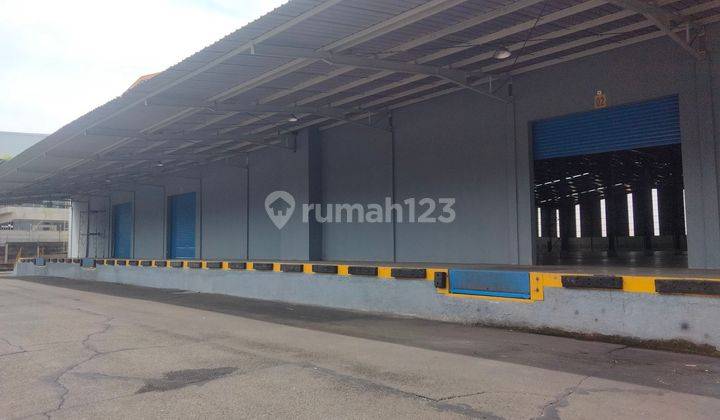 Modern warehouse for rent Delta Silicon Cikarang 1