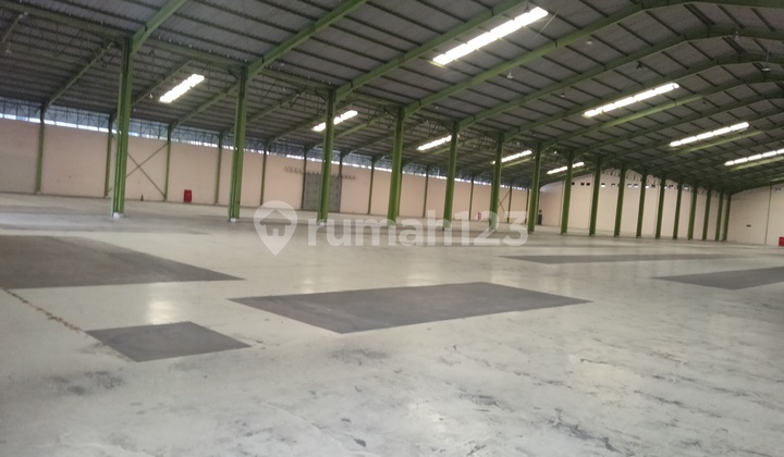 Warehouse For Lease In An Industrial Areadelta Silicon Cikarang