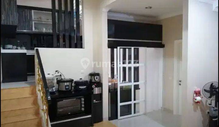 Di jual rumah green mansion 2