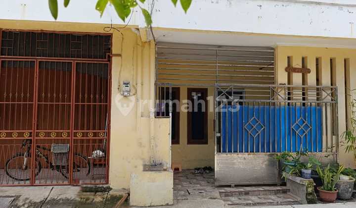 For Sale House 2 to 1