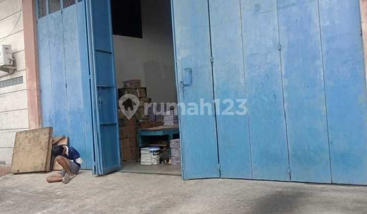 Warehouse for Sale, Ready for Use