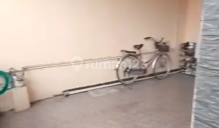 For Sale 2-Story House 2