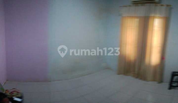 For Sale House 2 to 1 2