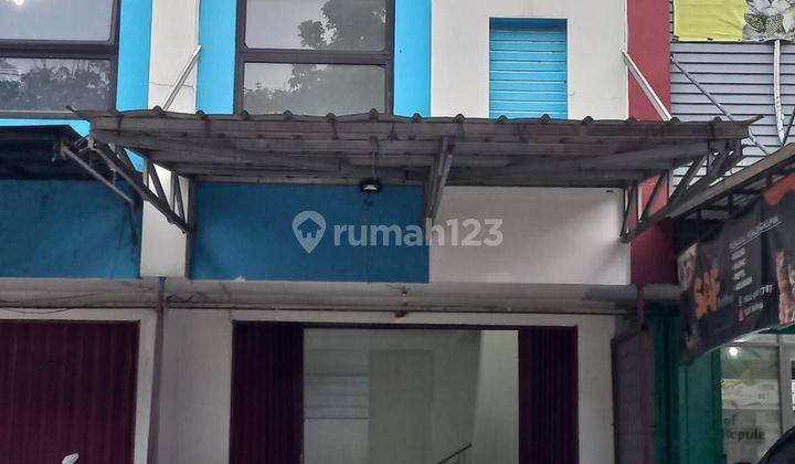 Ruko 2 Lantai Siap Pakai Selesai Renovasi Di Taman Royal 3 1