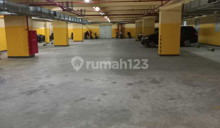 Office Space / Office Building on Jalan Boulevard Gading Serpong