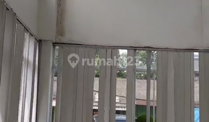 For Rent 2-Story Building in a Busy & Strategic Location on the Side of Jl Raya Cikupa Tangerang For Rent 2-Story Building in a Busy & Strategic Location on the Side of Jl Raya Cikupa Tangerang