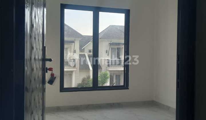 Disewa Rumah Baru Posisi Hoek Di Cluster Pinewood Banjar Wijaya 2