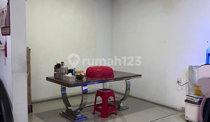 Rumah Semi Furnished Shm Di Jalan Boulevard Banjar Wijaya 2