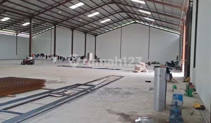 Factory with 40ft Container Access on Jatake Highway, Tangerang Factory with 40ft Container Access on Jatake Highway, Tangerang