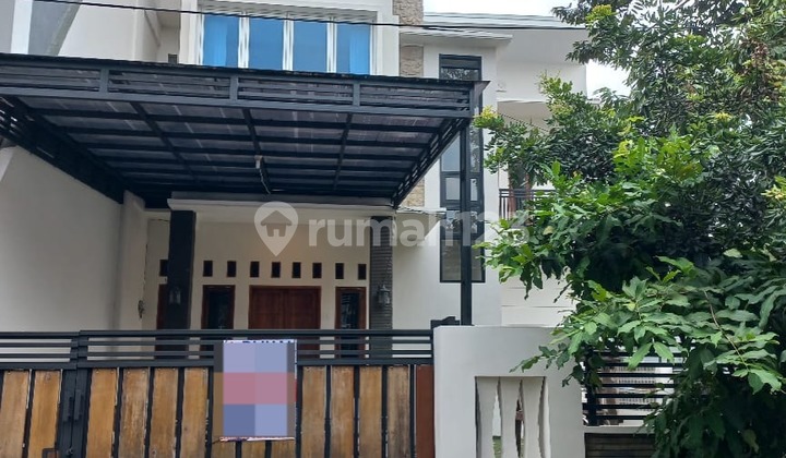 Rumah Rapih Siap Huni Posisi Hoek Di Cluster Mahoni Taman Royal 1