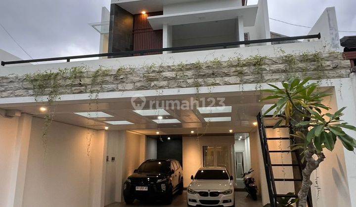 Rumah Cantik Minimalis Modern 2lantai Furnished di Kota Jogja 1