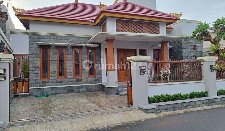 Rumah Mewah Kawasan Elit Baciro Tengah Kota Jogja 1