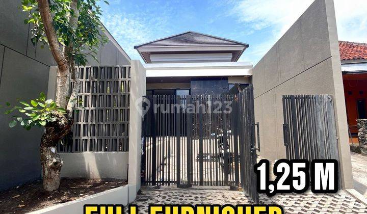 Rumah Mewah Baru Furnished Di Jalan Candi Sambisari, Depok Jogja