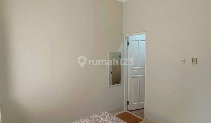 Rumah Bagus Furnished Area Ugm Jalan Kaliurang Km 6, Yogyakarta 2