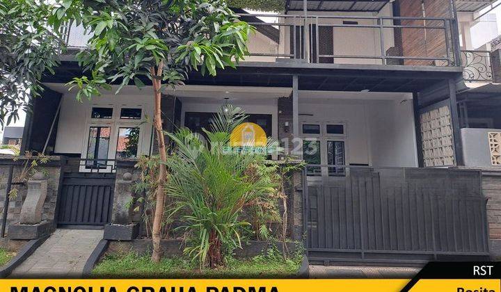 Dijual Rumah 2 Lantai di Mangnolia, Graha Padma 1