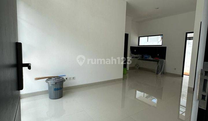 Dijual Rumah Siap Huni di The Miles, BSB City 2