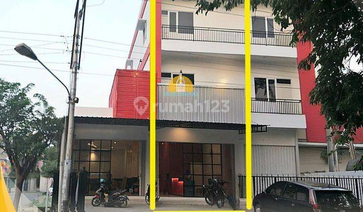 Ruko 3 Lantai Strategis Untuk Usaha di Gajah raya 1