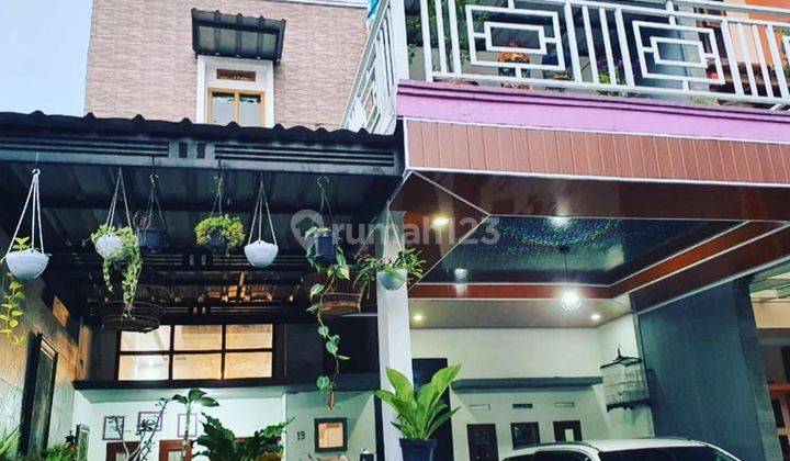 Rumah Murah Mewah 2 Lantai Semi Furnished Sayap Kopo Bandung 1