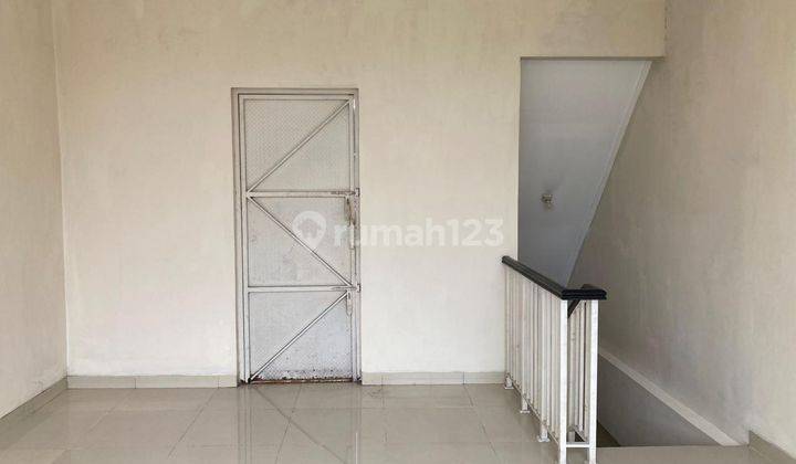 Dijual ruko 2,5 lantai, sertifikat SHGB siap pakai  panjang 12 m  lokasi Area strategis cocok untuk usaha apa saja di Sentra Niaga Grand Galaxy  2