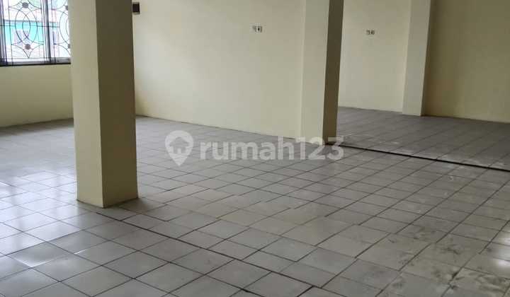 Disewakan Ruko 3 Ganden, Luas 630meter 3,5 Lantai Di Area Strategis Cocok Untuk Retail Atau Clinic Di Depok 2 1