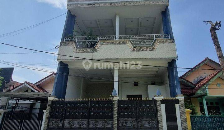 Di Jual Rumah Mewah 3 lantai Di Taman Harapan Baru Bekasi. 1