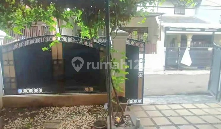 Rumah Minimalis 2 Lt Perum Abadi Duren Sawit Jakarta Timur