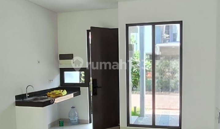 Rumah 3Lt Atic Room 3Kt di Cluster Wisteria Bekasi. 2