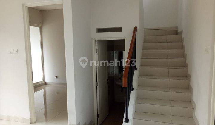 Rumah 2 Lt Luas 108 M 2+1 Kt Hadap Selatan Cluster Vasana Hi. 2