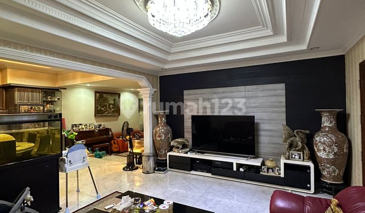 Di Jual Rumah Hook Pulo Mas 2Lt Luas 465M2 Jakarta Timur.