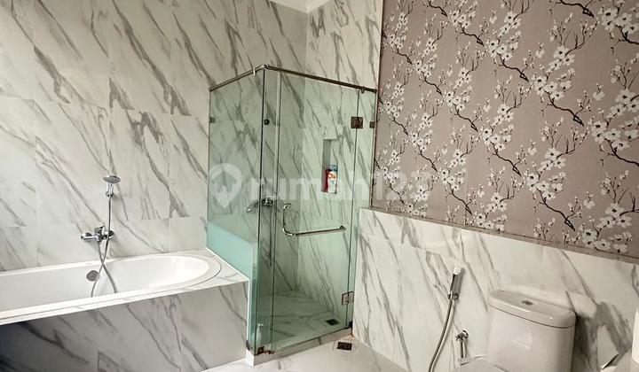 Dijual Cepat Rumah Mewah & Besar Luas 450M Kt4 2