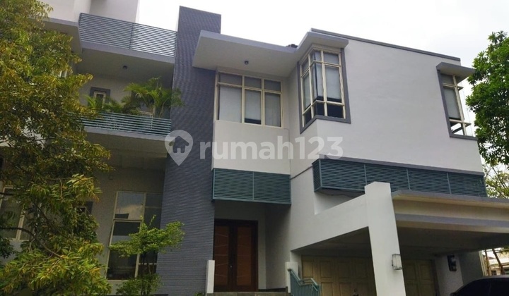 Rumah 2lantai Luas 644m Bsd, Tanggerang.