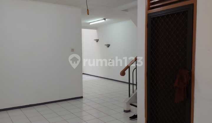 Rumah 2lt Luas 102 Janur Asri, Jakarta Utara 2