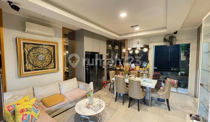 Di Jual Rumah 2Lt 5Kt Cluster Burgundy Summarecon Bekasi. 2