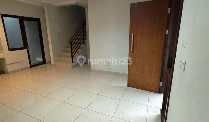 Rumah 2 Lantai 104 Meter Type 5 Kt Cluster Burgundy Summarecon Bekasi 2