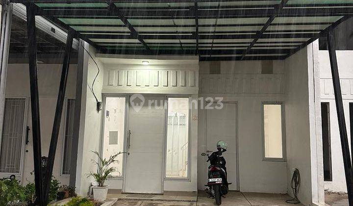 Rumah 2 Lantai Baru Semi Furnished SHM di Bintaro Tangsel  1