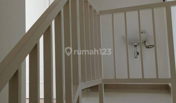 Rumah Cluster 2 Lantai 3 Kamar Tidur Di Bsd City 2