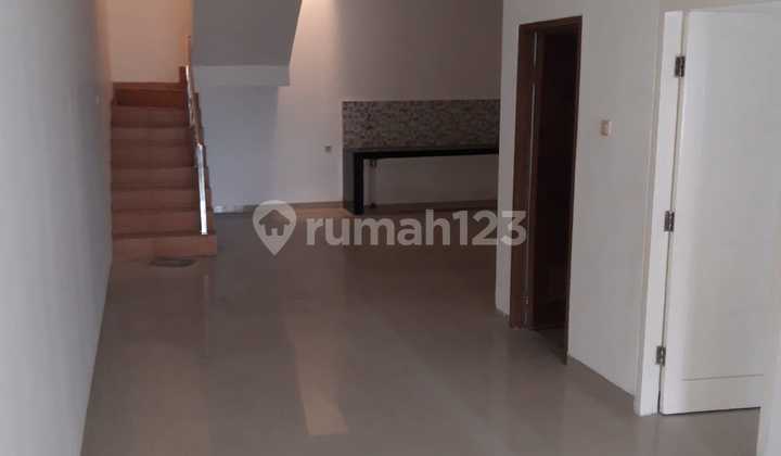 For Sale Citra Garden 2 House, Kalideres, West Jakarta