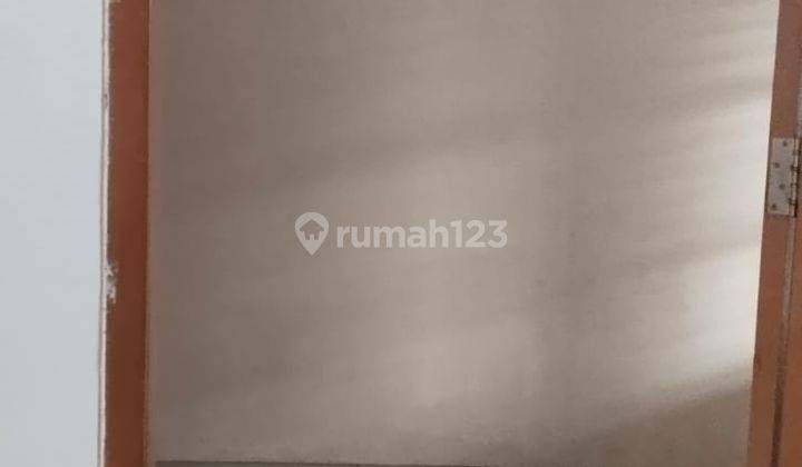 Disewakan Rumah Batu Ceper, Tangerang Semi Furnished 2
