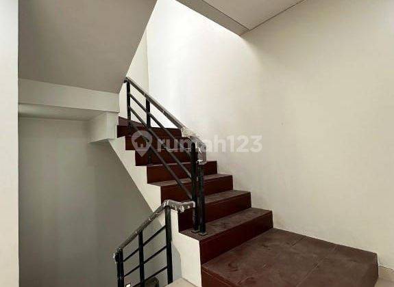 Exclusive Townhouse nempel Gerbang Tol Andara Jaksel 2