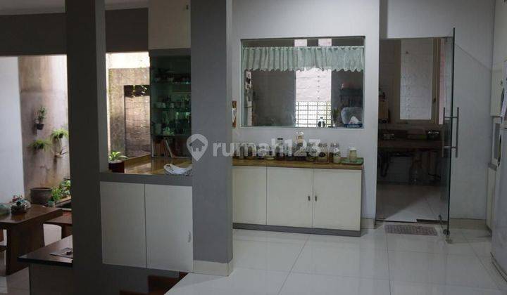 Di jual rumah PURI KEMBANGAN siap huni n rapih n bersih n tenang  2