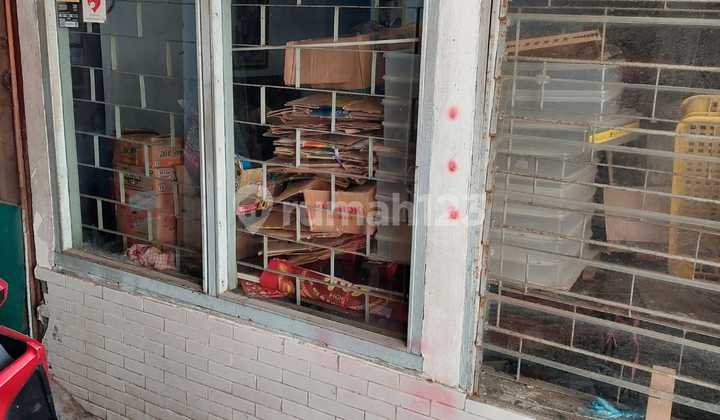 Rumah Dua Lantai di Jkt Pusat Dekat Pasar Senen Rumah Dua Lantai di Jkt Pusat Dekat Pasar Senen