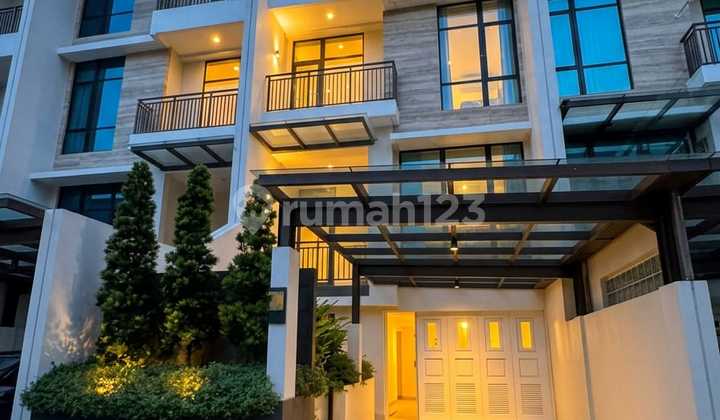 Rumah Baru Belum Pernah Huni Pondok Indah Jakarta Selatan Ada Lift