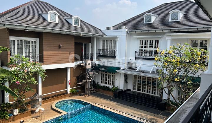 Luxurious House American Classic Semi Furnished Cirendeu Tangerang Selatan