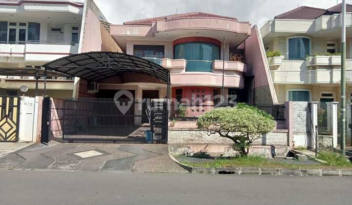 Jual Rumah Lokasi Strategis Puri Kencana Jakarta Barat