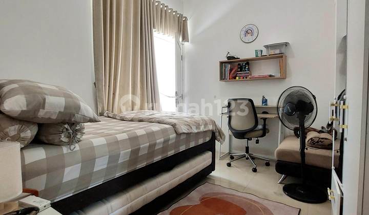 Rumah siap huni semi furnish Graha raya bintaro cakep 2