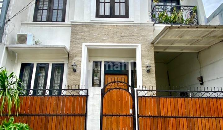 RUMAH FURNISHED TINGGAL MASUK Perumahan Taman Cipayung, Depok 2